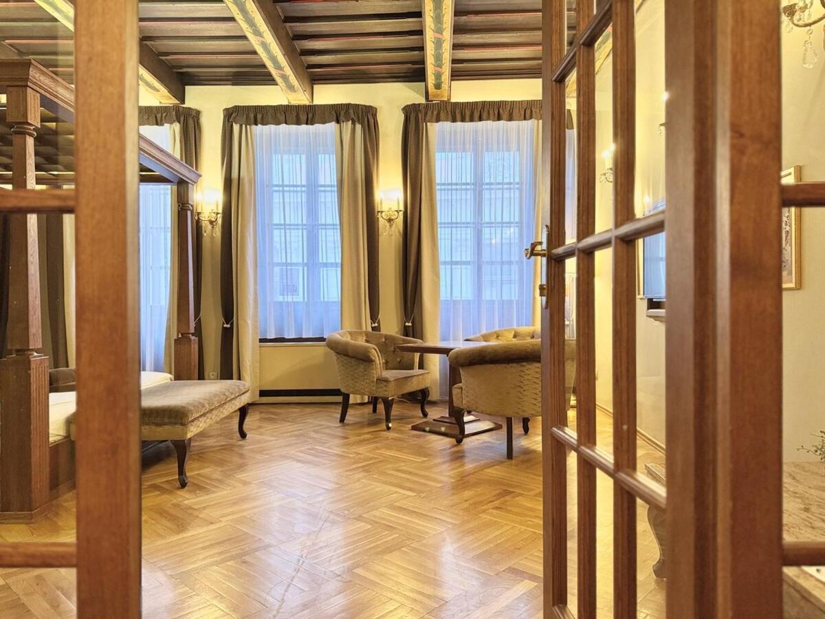 Traditional Prague Apartment Exteriör bild